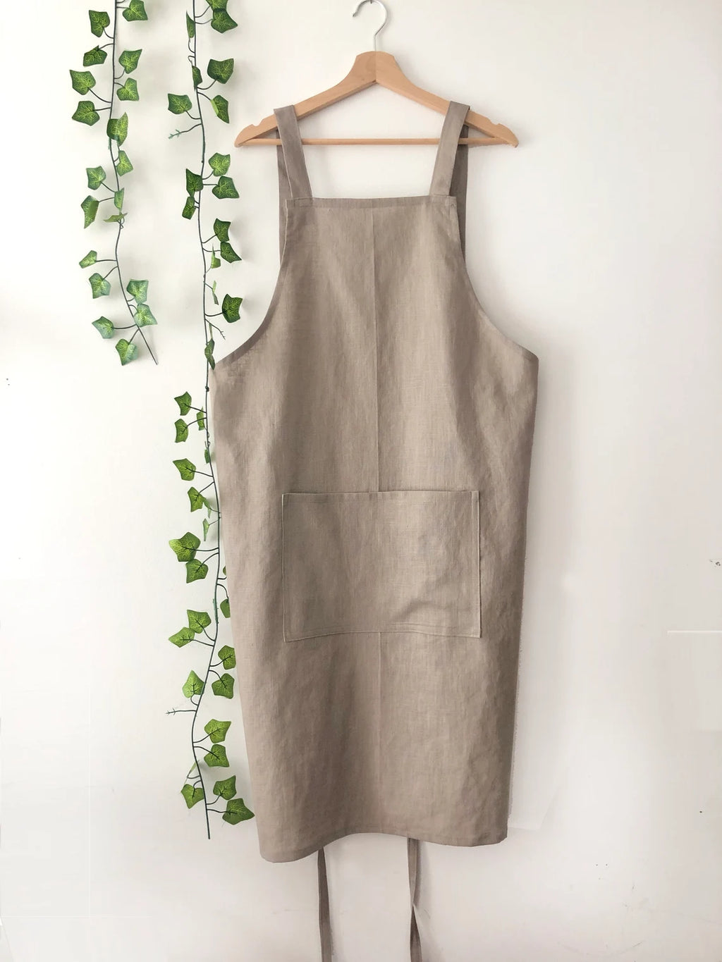 Stone Linen Pinafore Apron: Japanese Style Apron