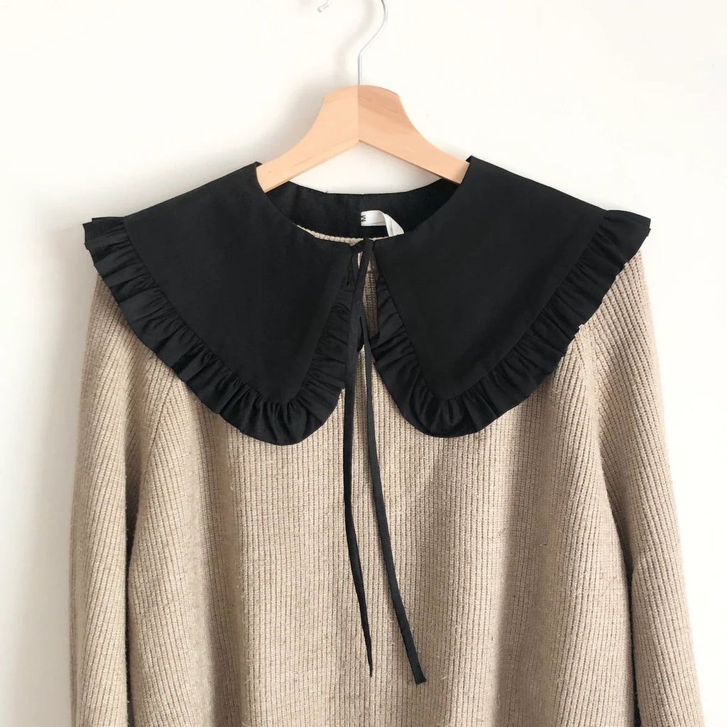 Black Cotton Frill Collar: Detachable Layering Collar