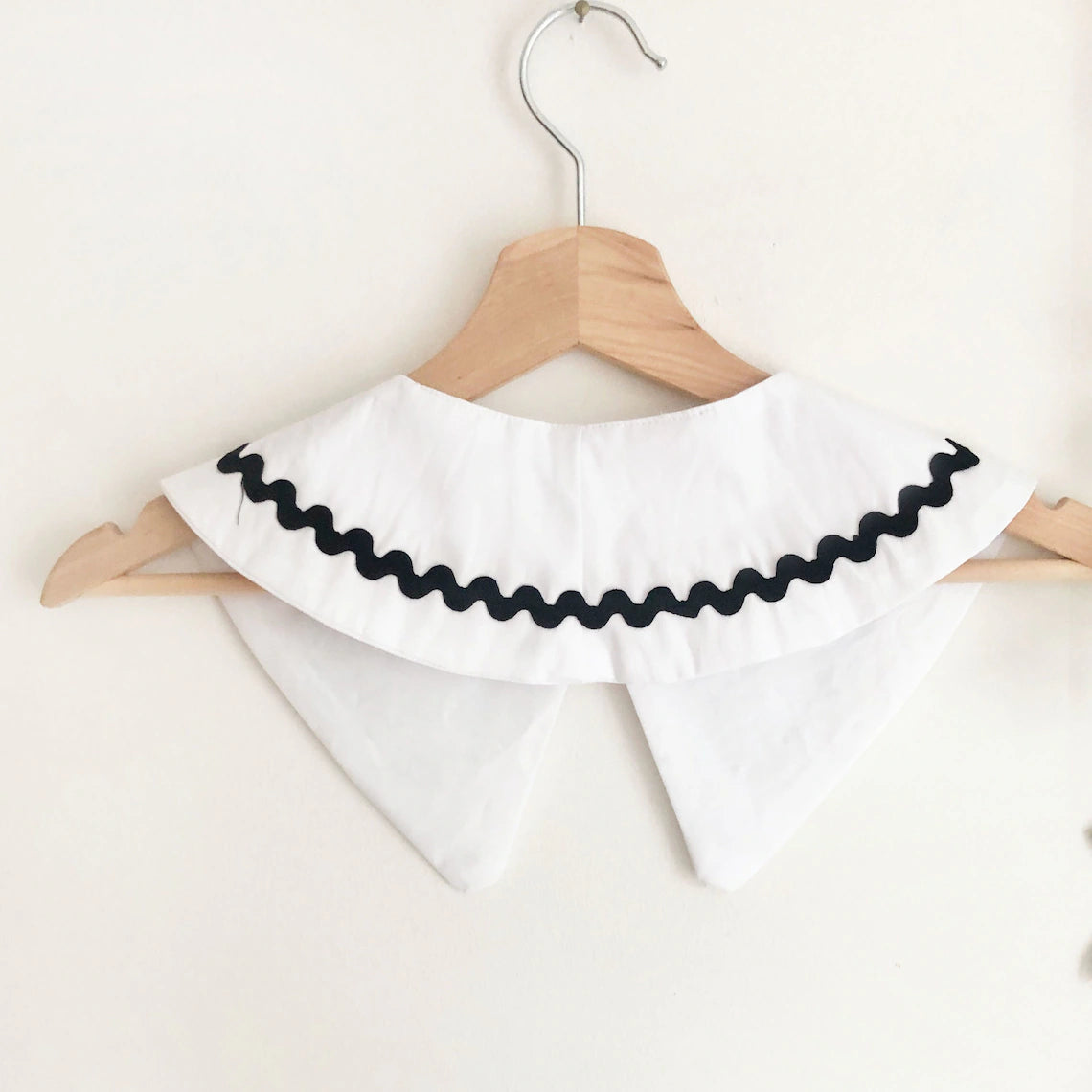 Cotton Collar with Ric Rac: Detachable Layering Collar