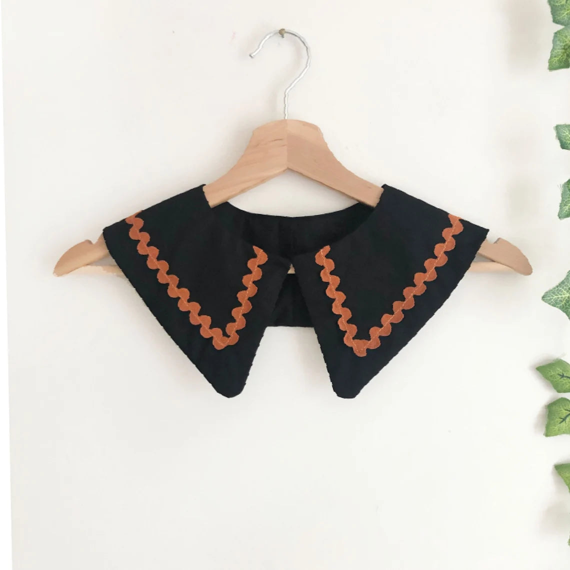 Cotton Collar with Ric Rac: Detachable Layering Collar